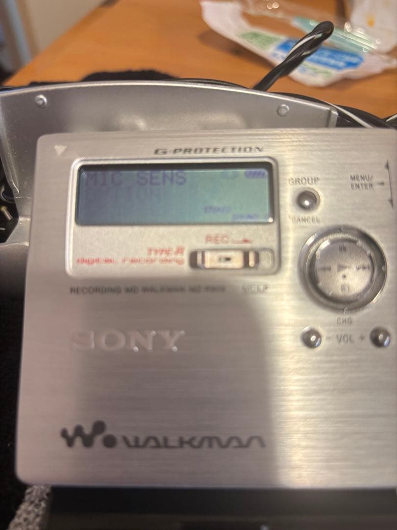 SONY ウォークマン MDプレーヤーMZ-R909