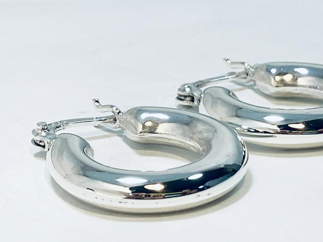 【銀製品】超重厚フープピアス 太さ５mm×外径２０mm