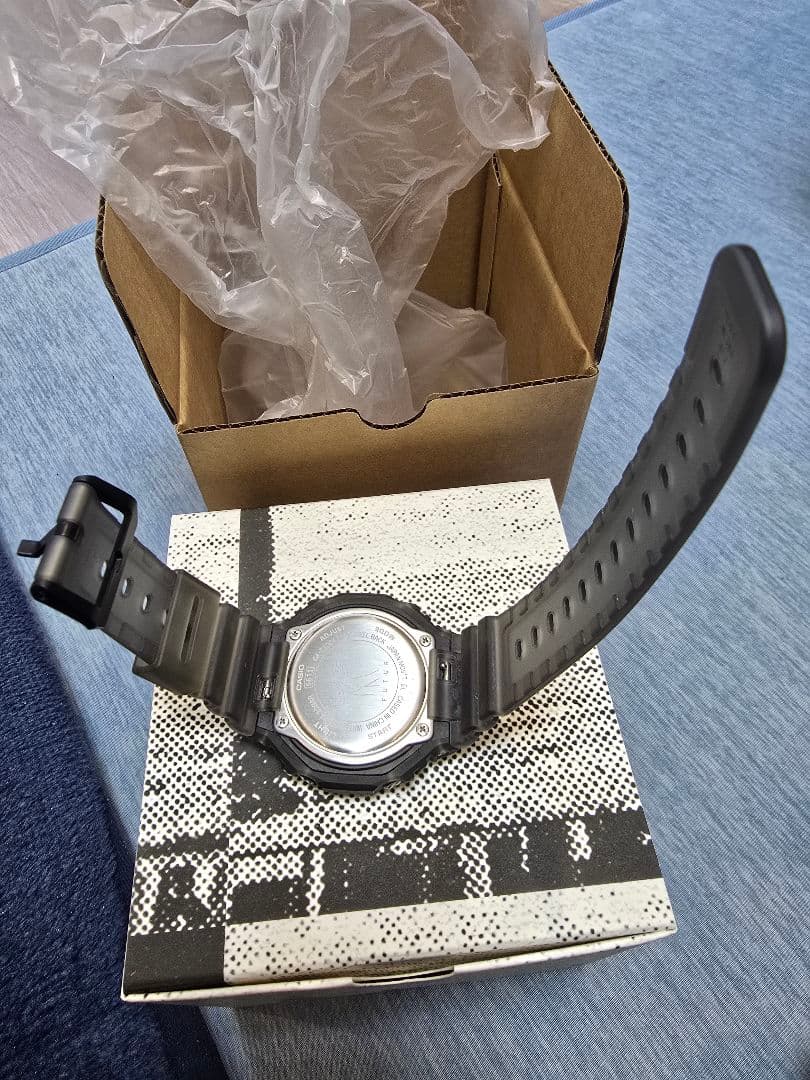 futur カシオ ジーショック GA-2100FT-8AJR