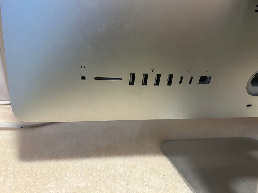 デスクトップパソコン Apple iMac 21.5-inch, 2019