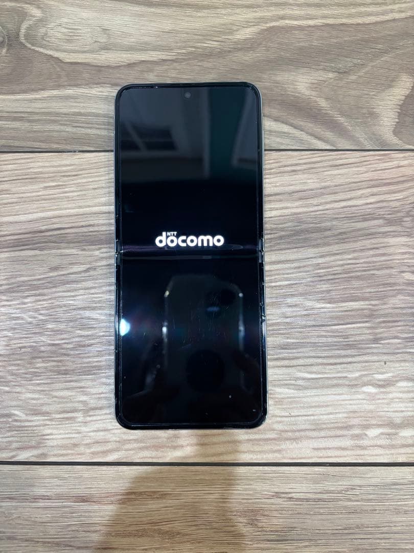 Galaxy Z Flip5 SC-54D 本体　国内産純正　SIMフリー