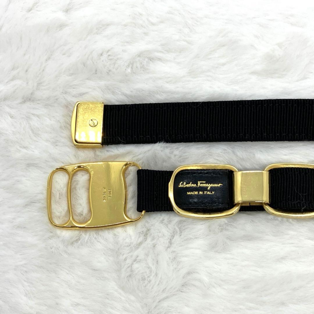 Ferragamo　ヴァラ　ベルト　キャンバス　ゴールド×ブラック　3531