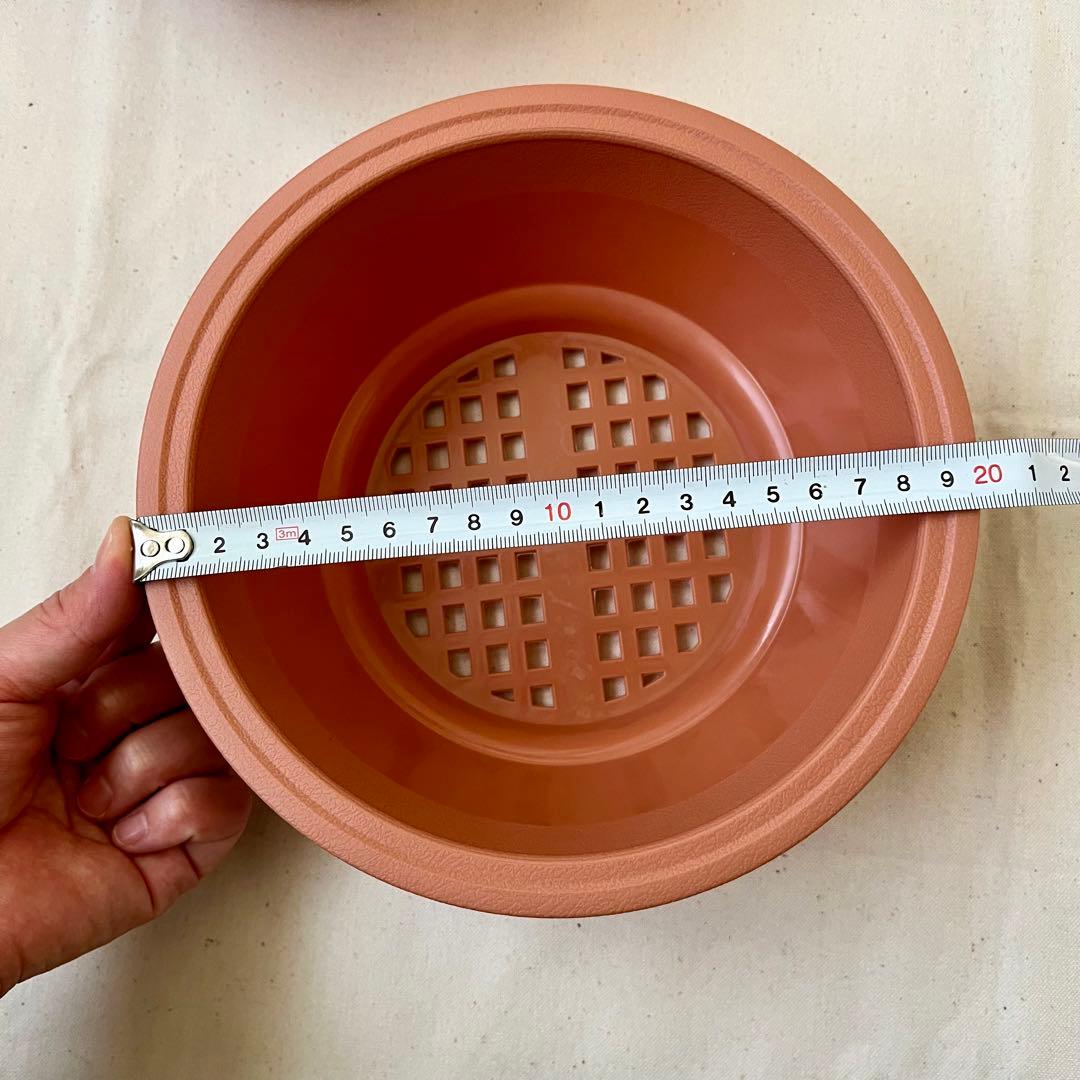 ☘️植木鉢　大型　プラスチック　プランター鉢　園芸　底穴　ガーデン　9個