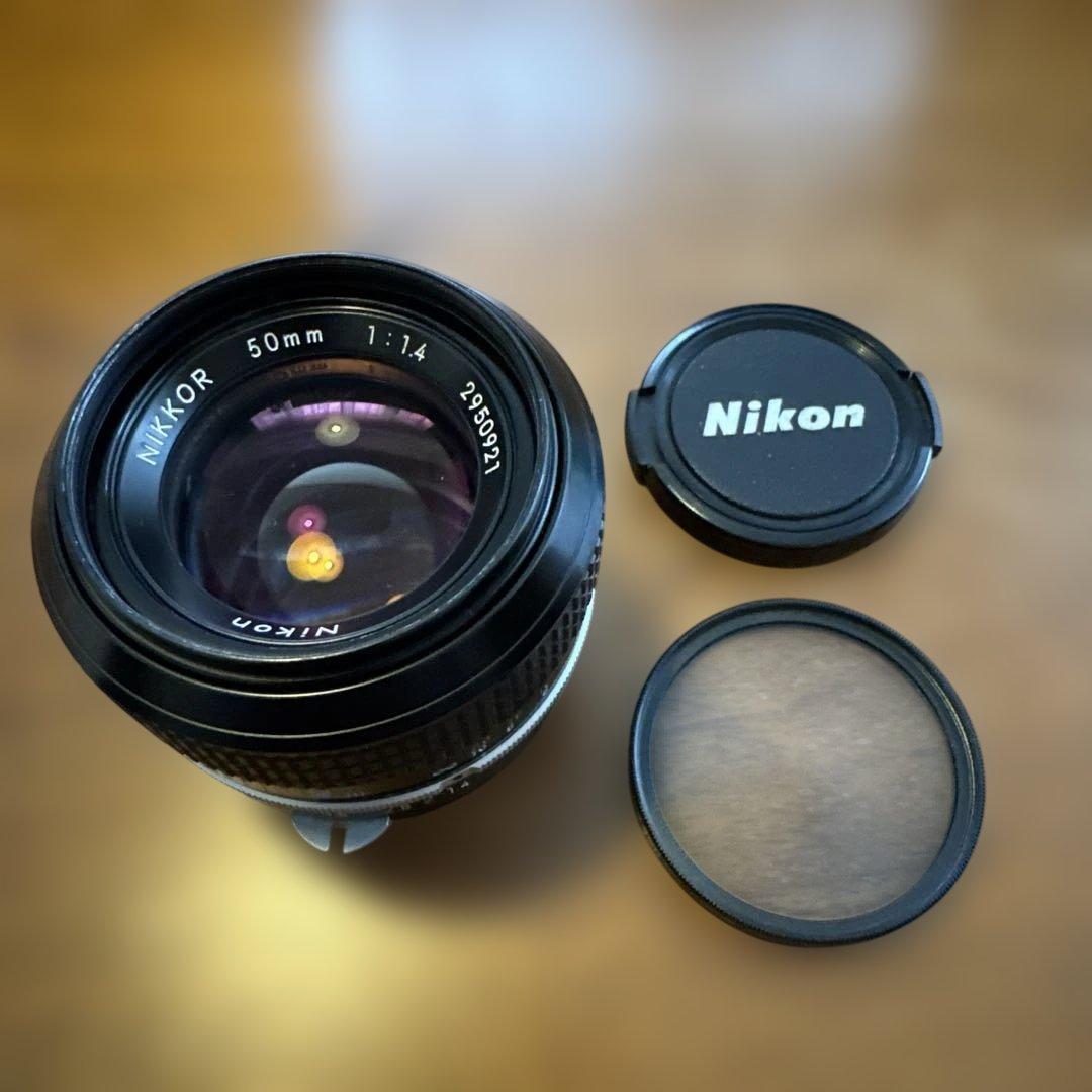 Nikon NIKKOR 50mm f/1.4 レンズ