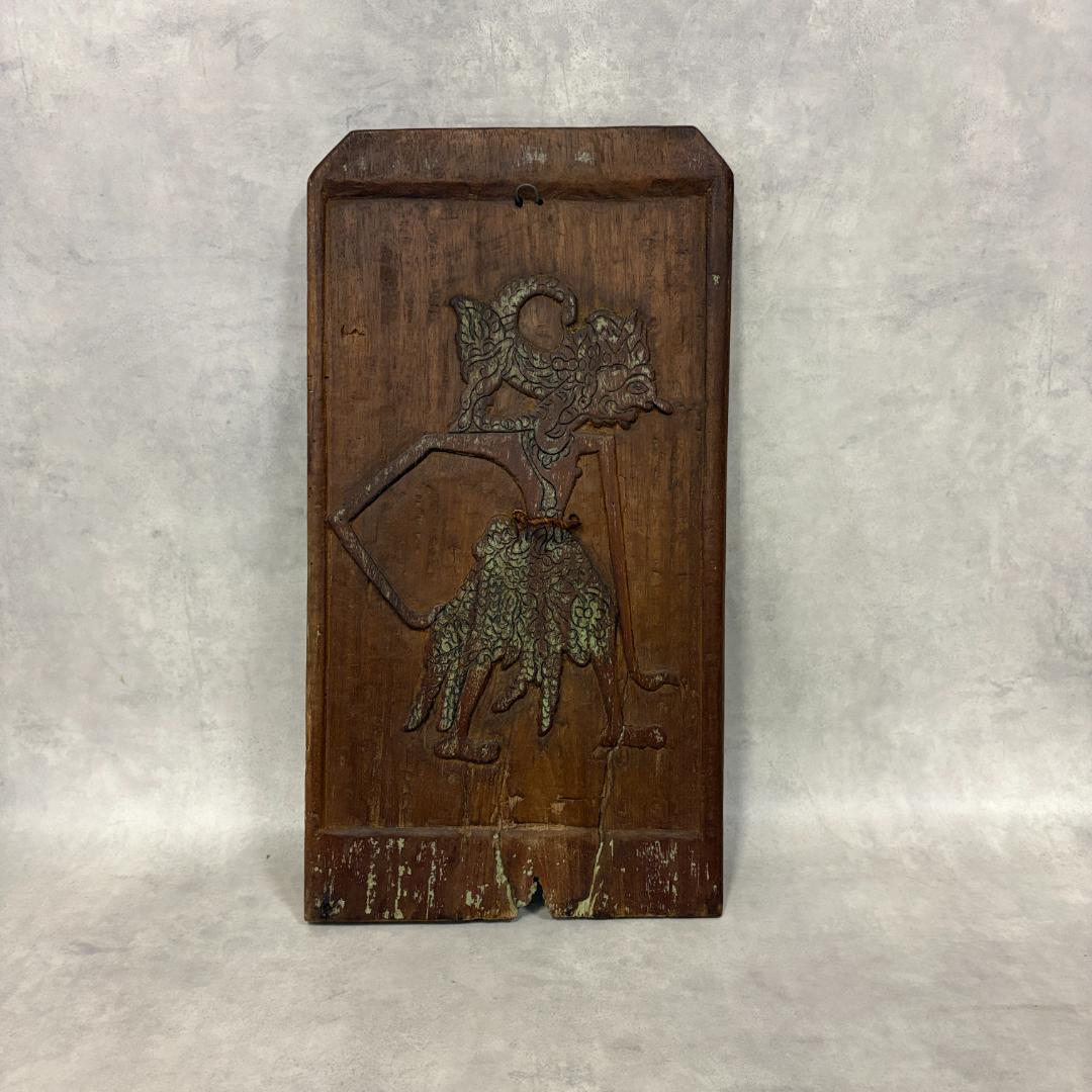 インドネシア伝統木彫パネル　ワヤン　アンティーク壁掛け　民芸アート