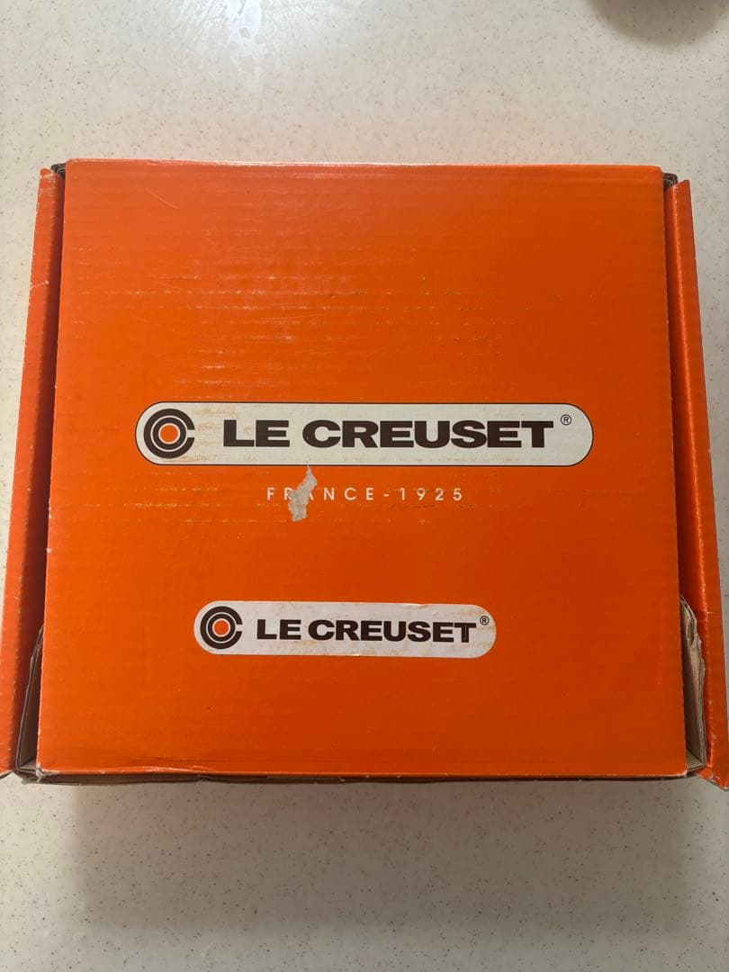 ル・クルーゼ鋳鉄鍋敷き イエロー