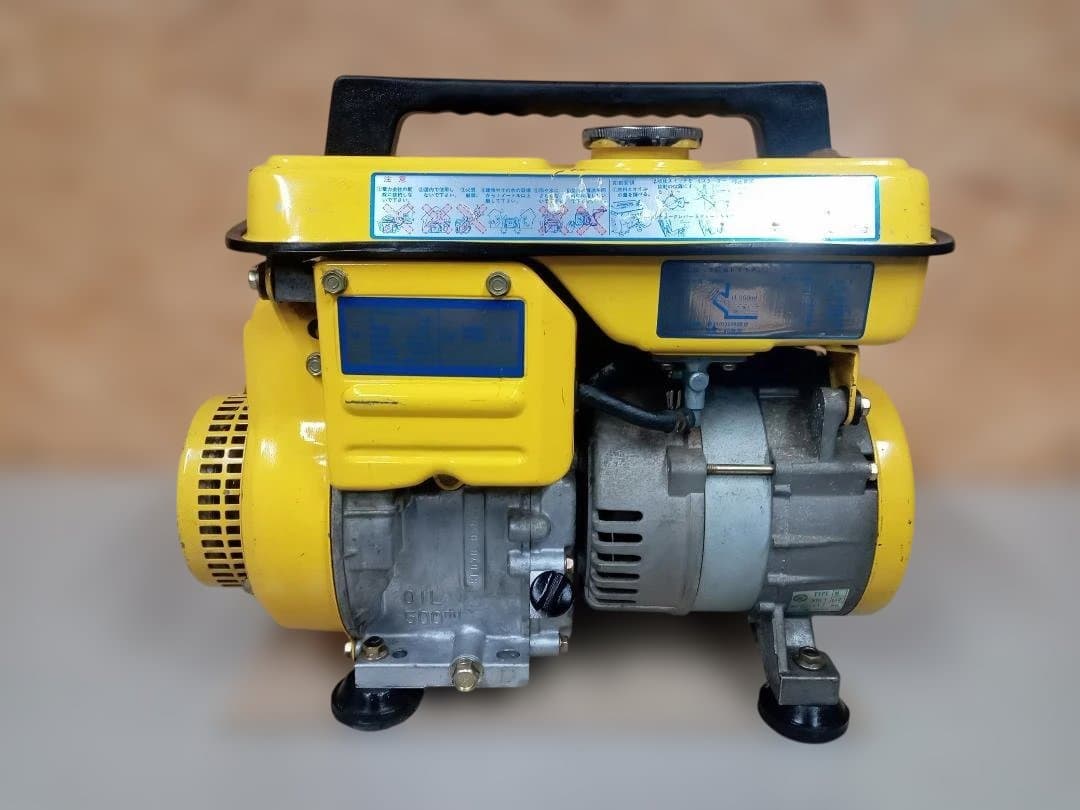 SUZUKI　スズキ　エンジン発電機　SE700A