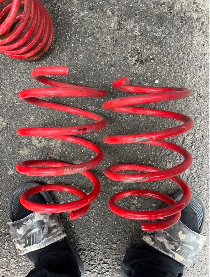 30プリウス　sbスタイルダウンサス