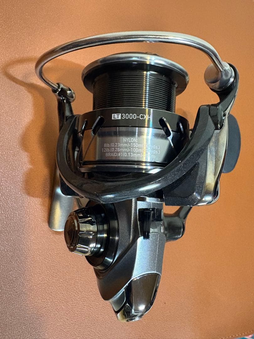 ダイワ18カルディアCALDIA LT3000-CXH スピニングリール