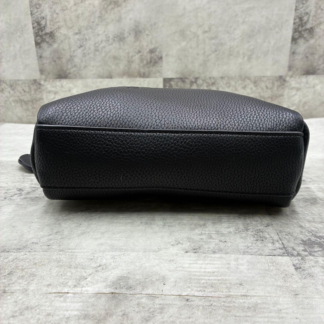 ✨タグ付き✨未使用✨アニエスベー　ショルダーバッグ　エンボスロゴ　ブラック