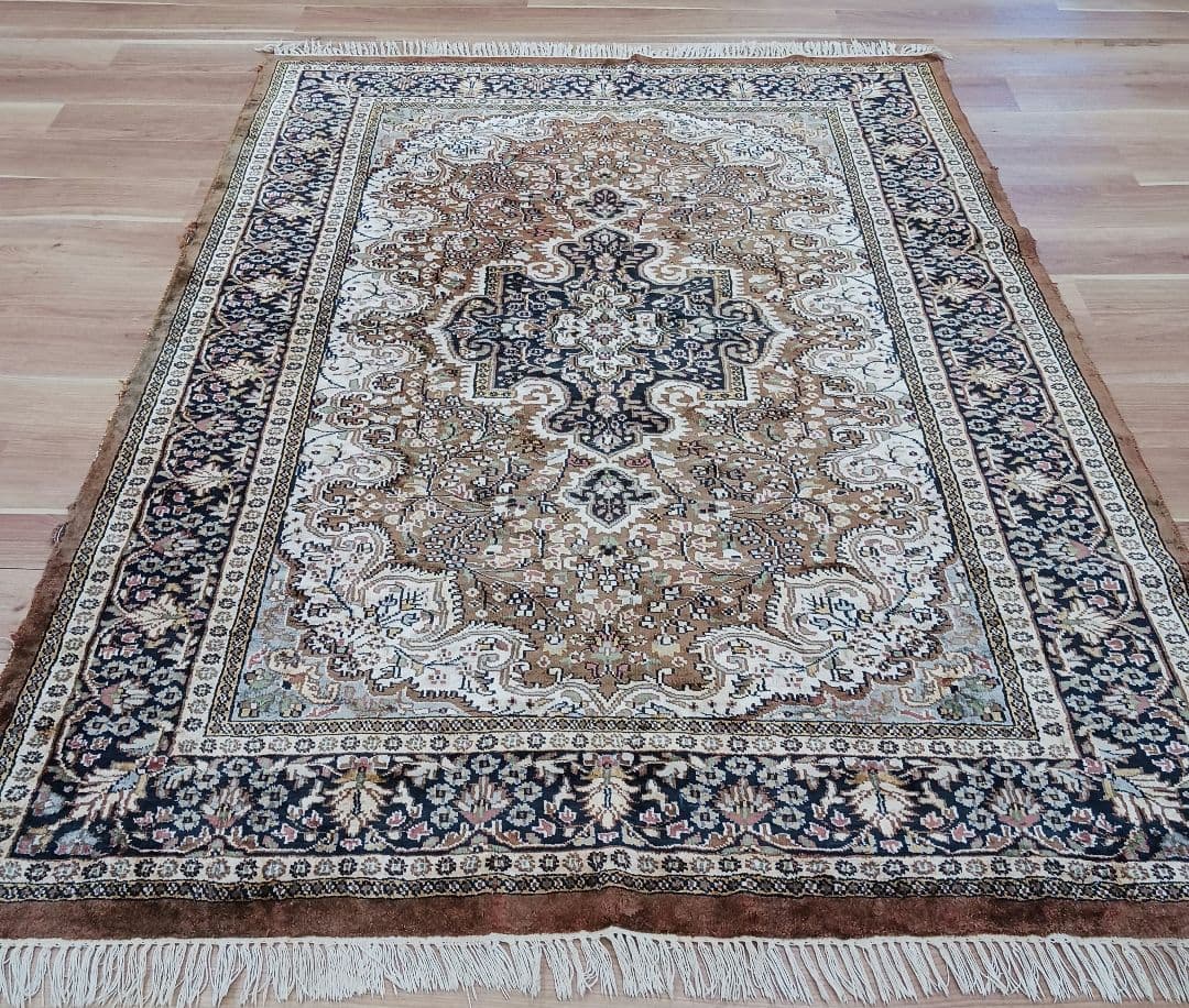 Y3062 インド製 絨毯 ポリエステル 206×150㎝