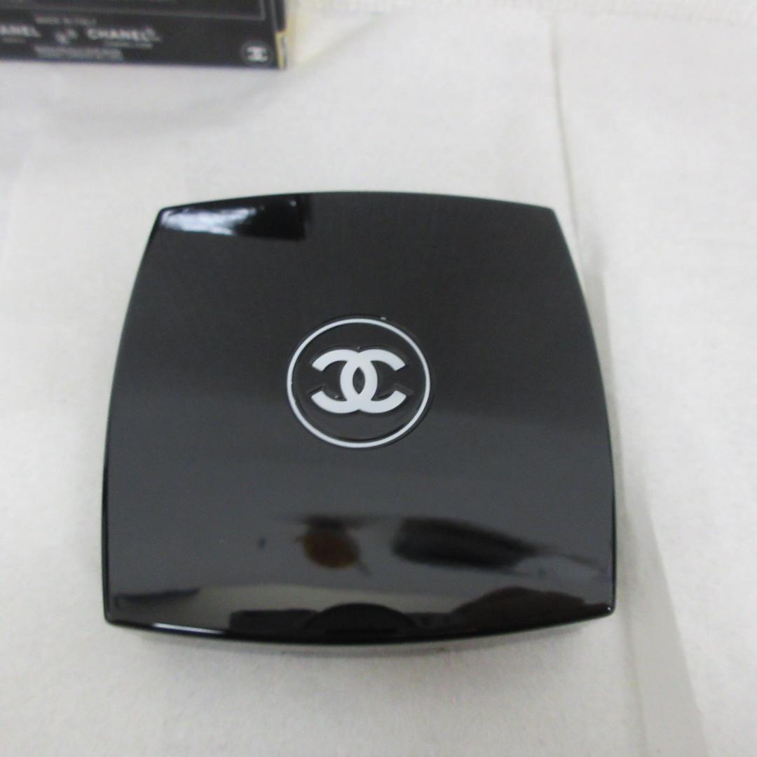 シャネル レ キャトル オンブル ブトン 219