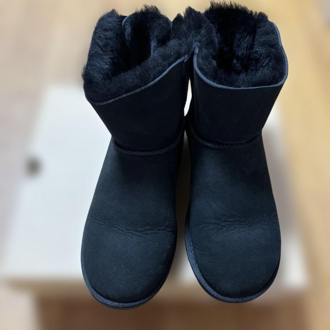 UGG ブラック ムートンブーツ ファー付き
