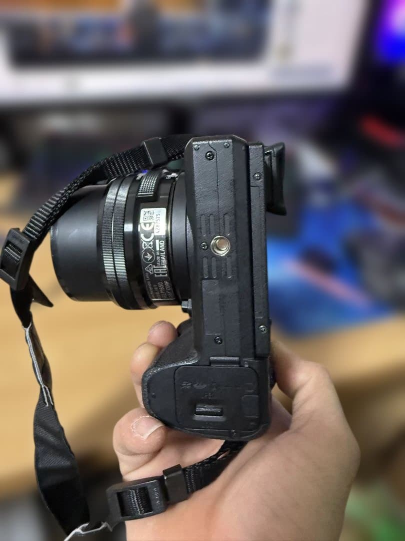 Sony α6500 ミラーレスカメラ 16-50mmレンズ付き