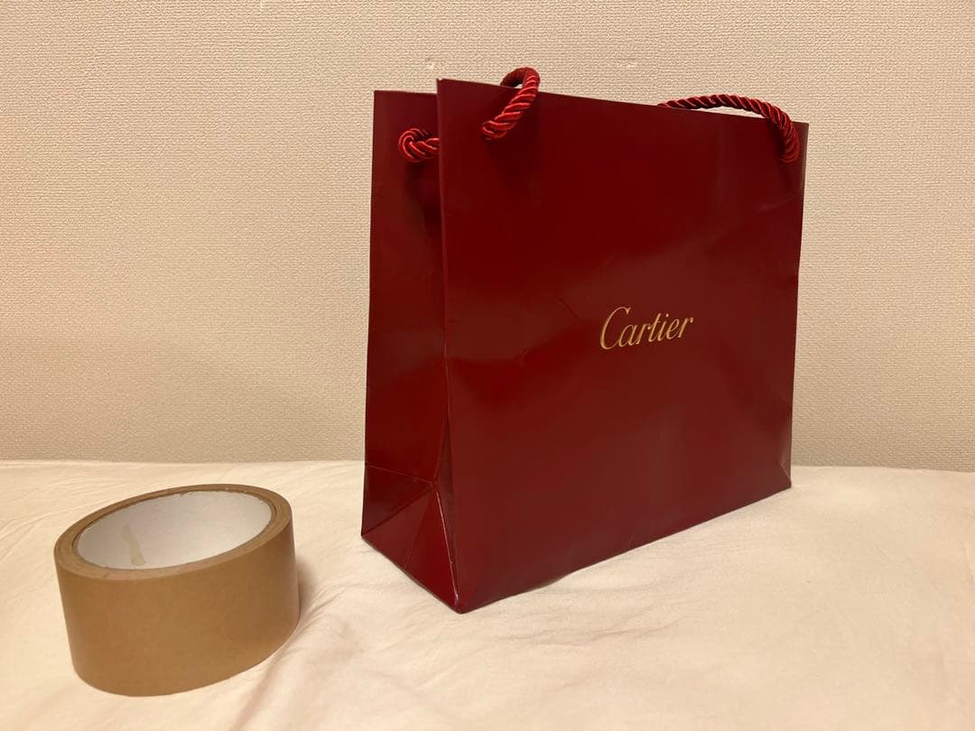 カルティエの紙袋