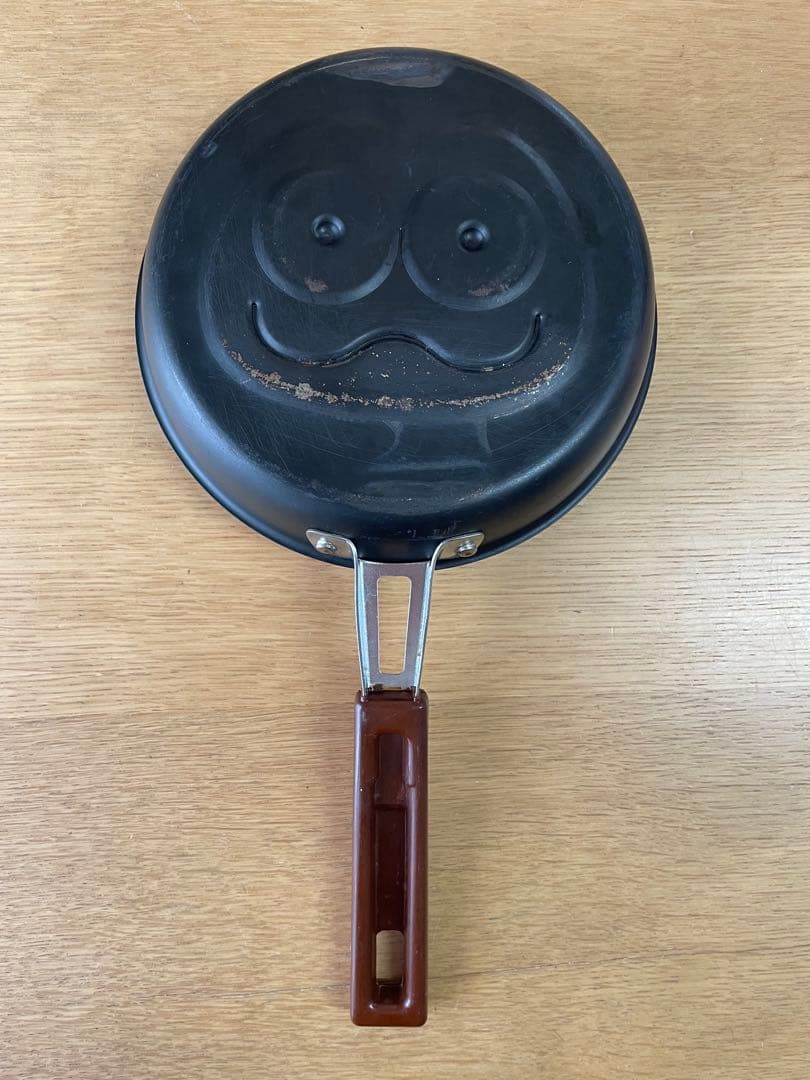 バムとケロ　ケロちゃん顔デザイン フライパン 直径約16.5cm