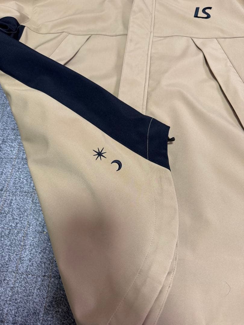 超美品！！LS フード付きウィンドブレーカー ベージュ　サイズ L