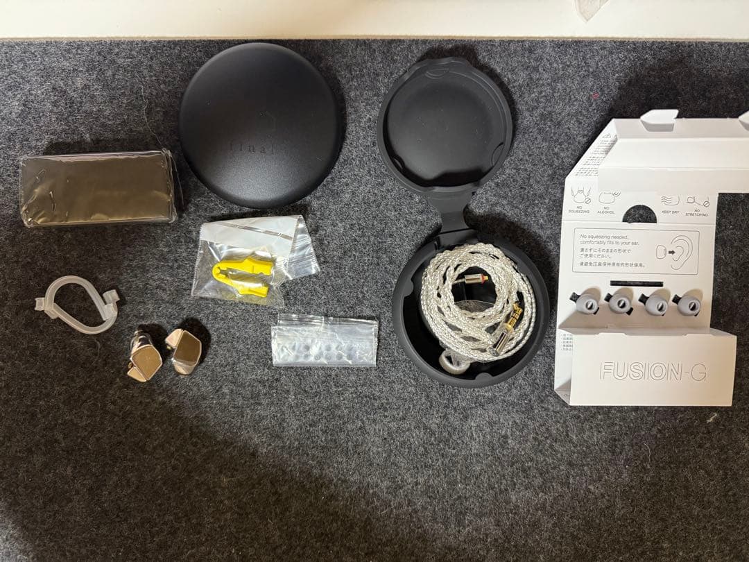 Final a8000　イヤホン