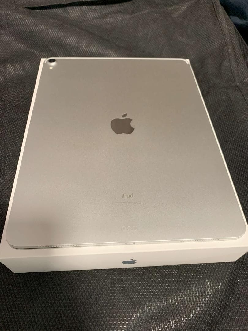 iPad Pro 12.9インチ第3世代 Wi-Fiモデル512GB