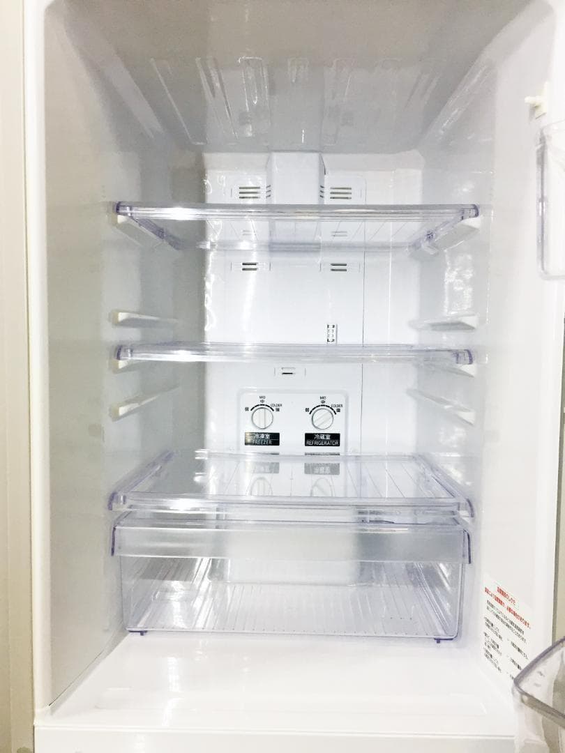 送料無料♦三菱 146L 2ドア冷蔵庫【♦MR-P15S-S】