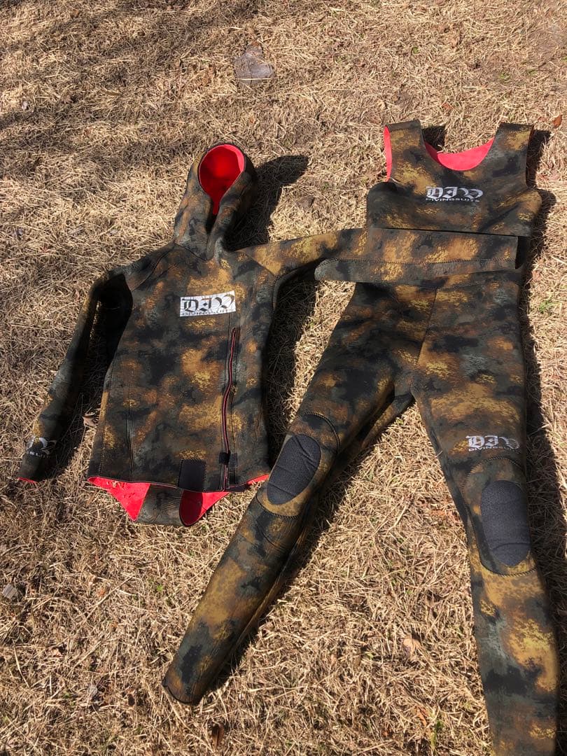 C2 カモフラージュ フルスーツ フード付き　裏起毛