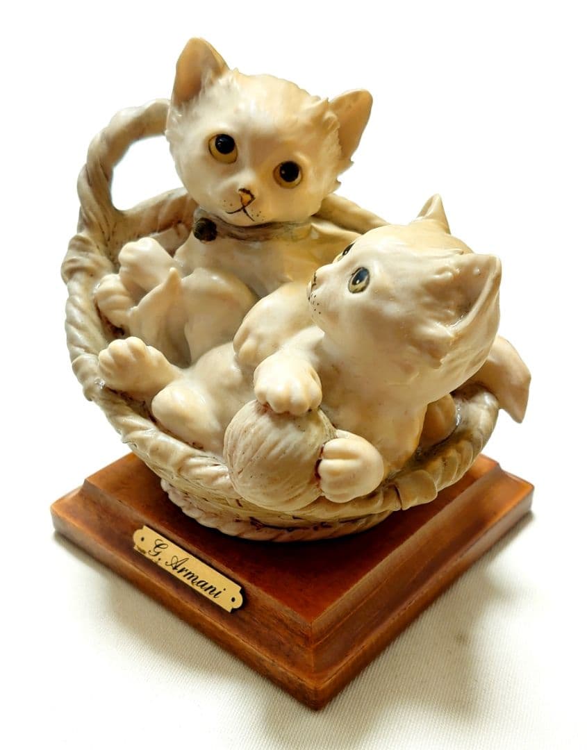 イタリア製　ARMANIアルマーニ　FLORENCE1934　子猫の置物　希少品