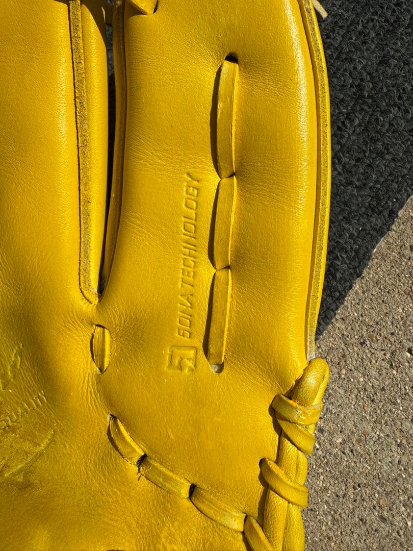 ミズノプロ　5DNAテクノロジー軟式投手用グローブ