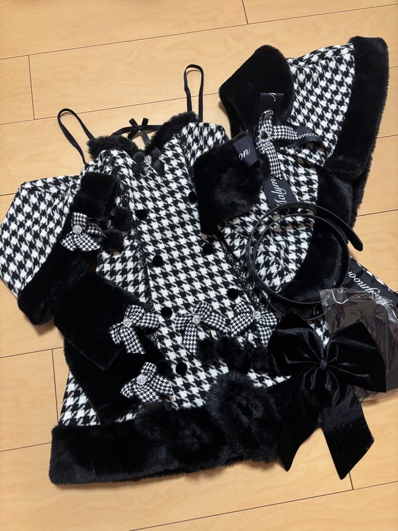 マリームーン Malymoon ココ・ピエドプールケープサンタ