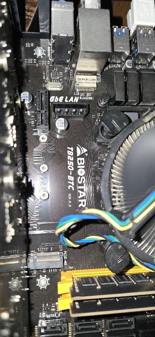 マイニングリグ　Windows10 Pro マイニング　自作　PC　ビット