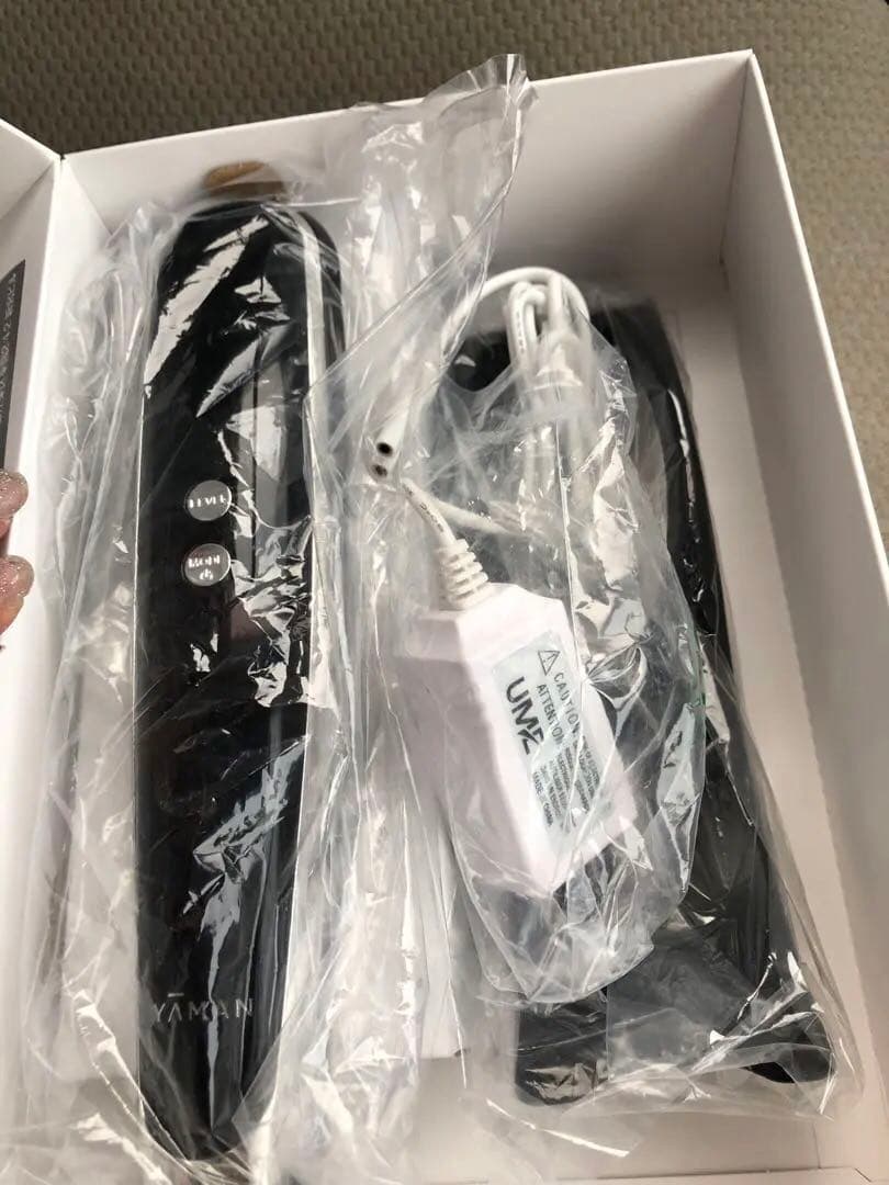 YAMAN 美顔器 新品未使用 充電器付き　キャビスパ360 HDS100