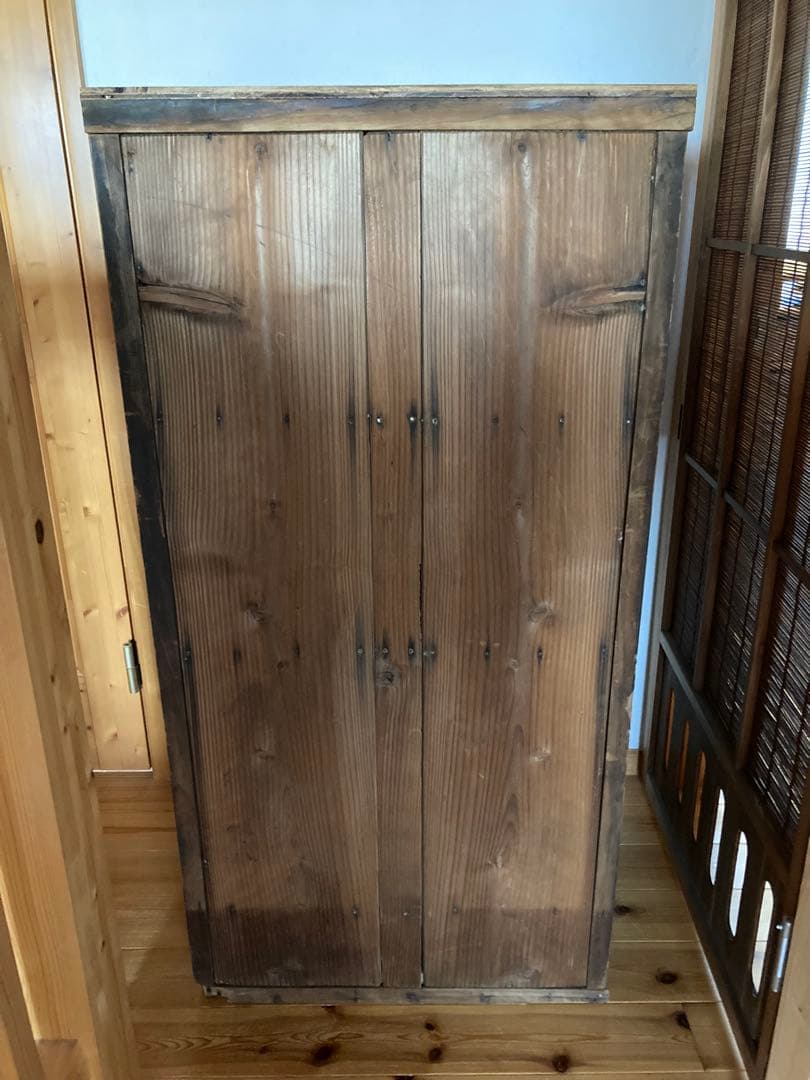 値下げしました ガラス扉付き木製古家具