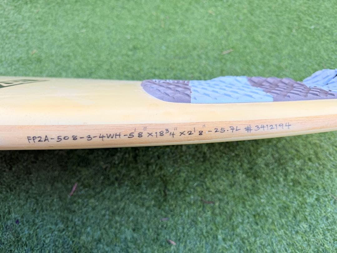 【シェイプ工場で全て補修済み】ファイヤーワイヤーサーフボード　パイゼリアン