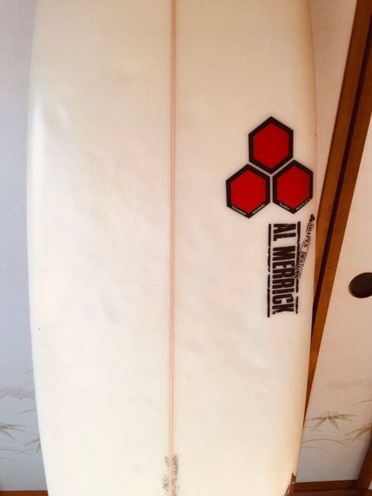 お得！　フィン付　アルメリック　サーフボード FORTNOX 6,1