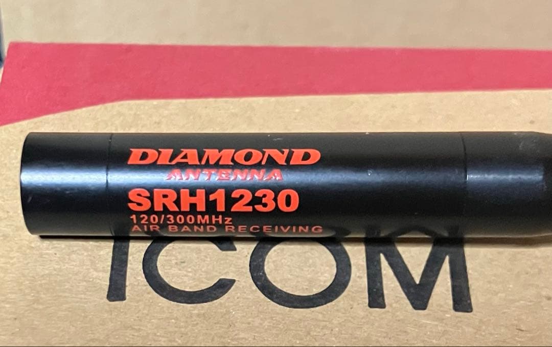 ICOM IC-R15 受信機 無改造 オマケ大盛！広帯域受信機