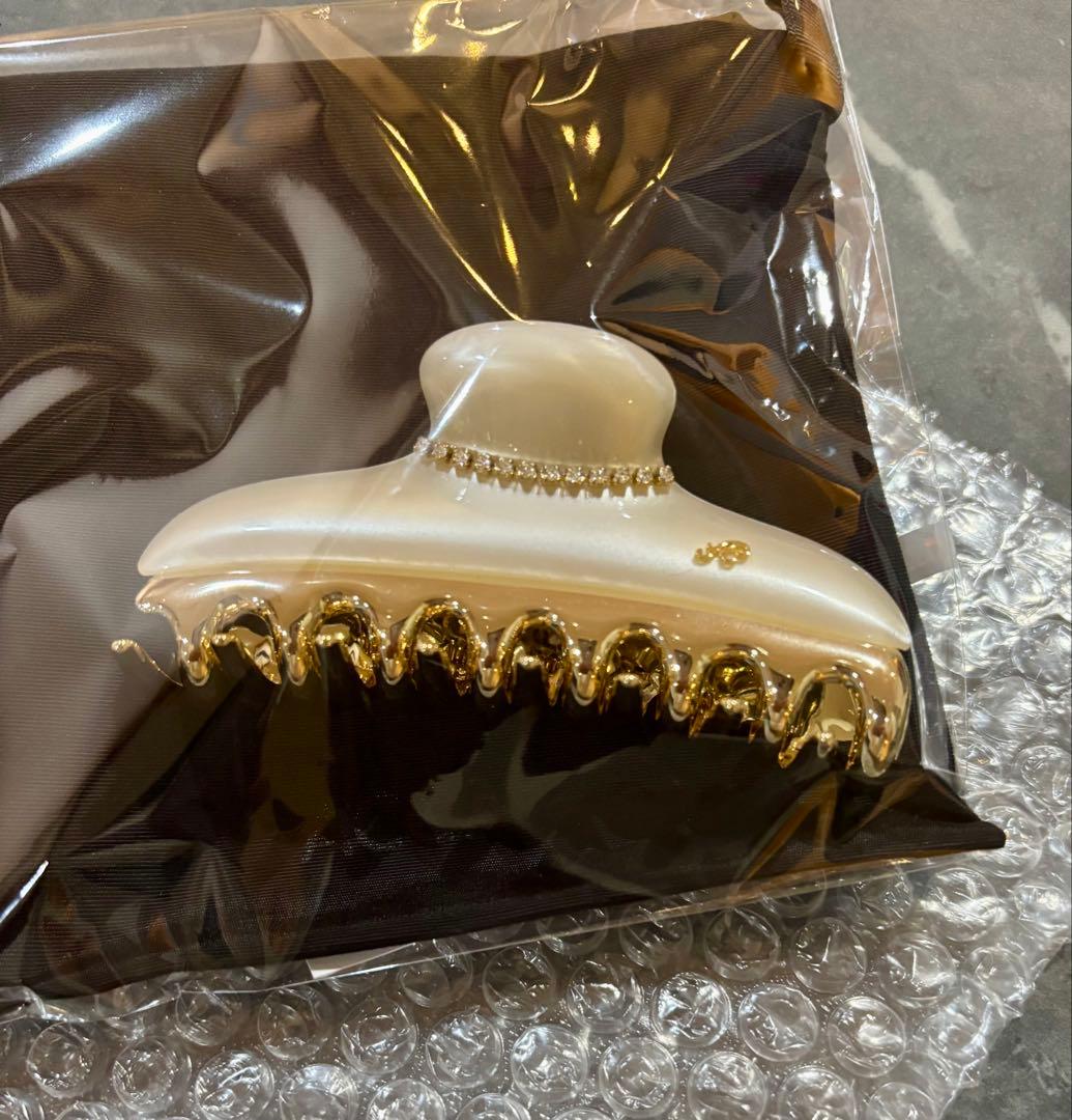 ★新品未開封★完売★アッカ★ニューコラーナクリップL★パールベージュ★イタリア製