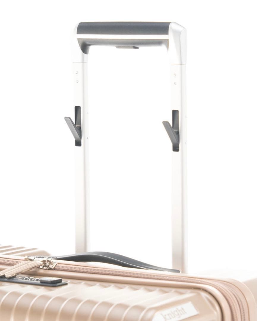 シュヴァルツ！ アジアラゲージ SolidKnight キャリーケース