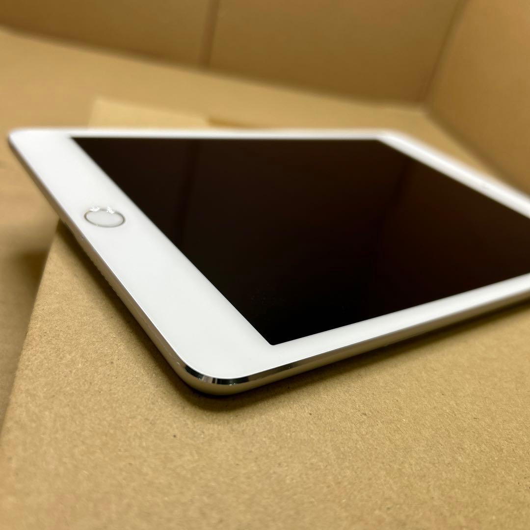 iPad本体 Apple iPad mini 4 Wi-Fi + Cellular 32GB
