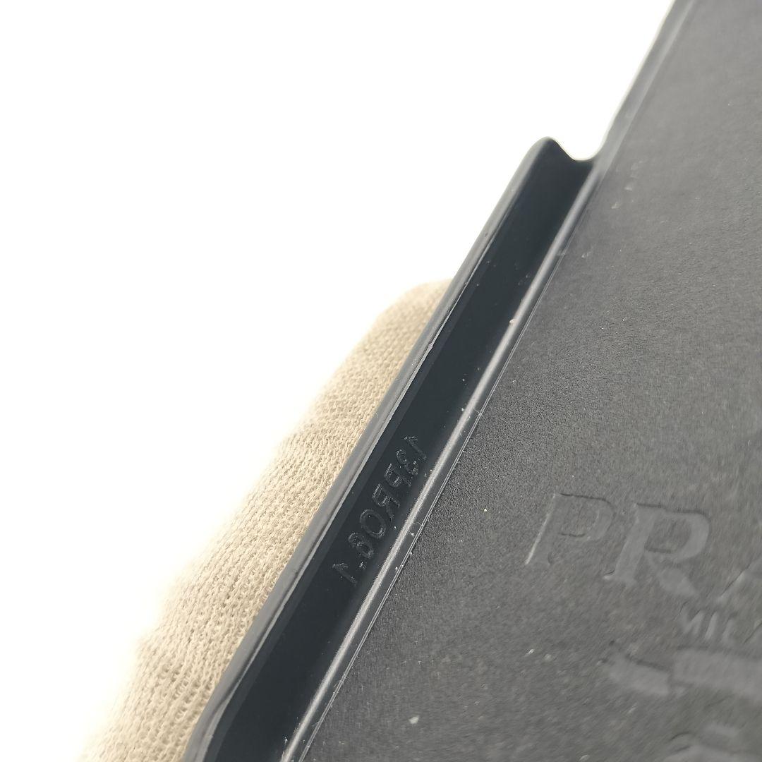 プラダ　iPhone14ケース　パスケース付き　サフィアーノ　ブラック