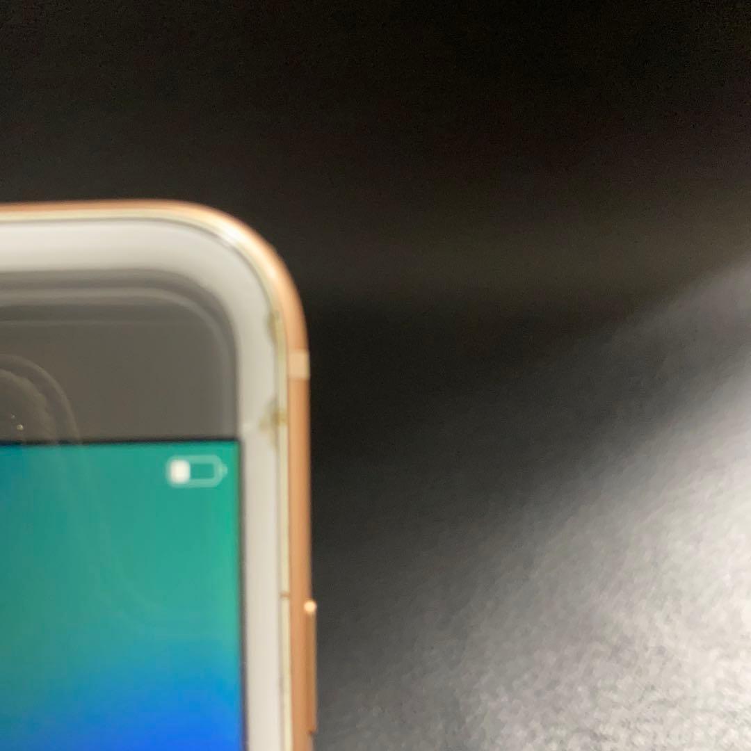 iPhone 8 Plus 64GB（カラー：GOLD）