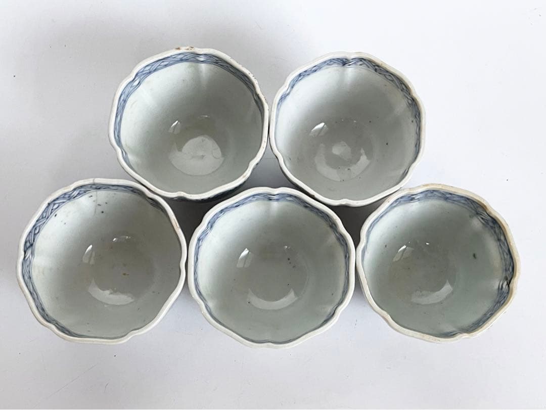 骨董　アンティーク　古伊万里　染付　蛸唐草文様　蕎麦猪口　輪花縁　カップ　5客