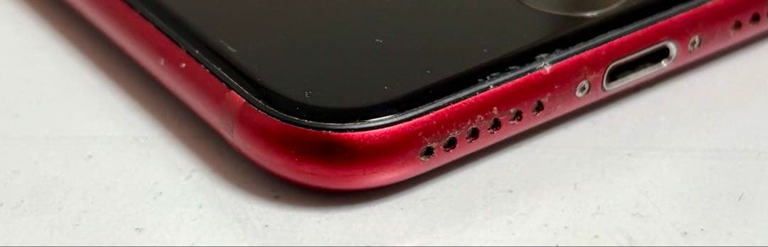 iPhone SE（第2世代）64GB レッド（PRODUCT RED）