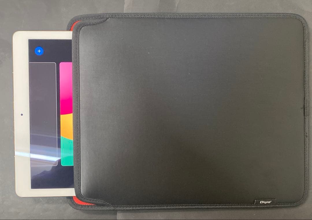 2月セールiPad Pro 12.9 第2世代64GB ケース付きます