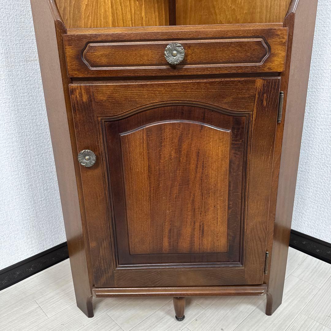 カリモク コロニアル コーナー 飾り棚 キャビネット 電話台 花台 i1※
