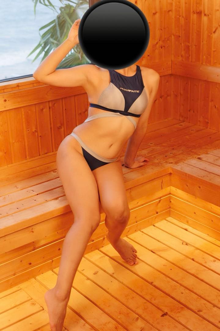 PHARFAITE セミセパレート競泳水着