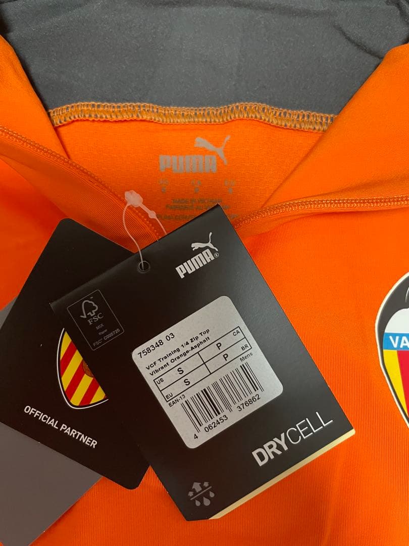 【正規品】新品タグ付き バレンシア 2点セット トレーニングトップ パンツ