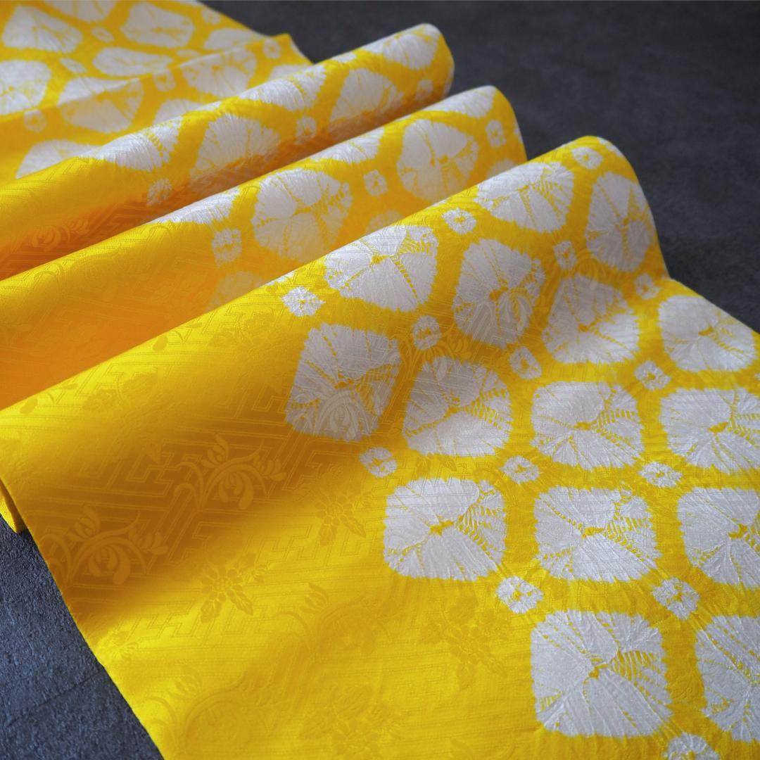 正絹 九寸名古屋帯♪ 能衣 菊唐草 絞り 地紋 紗綾形 華やかイエロー