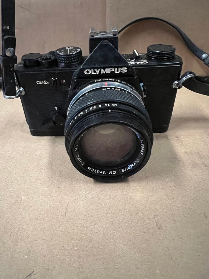 OLYMPUS OM-2 一眼レフカメラ 50mmレンズ付き