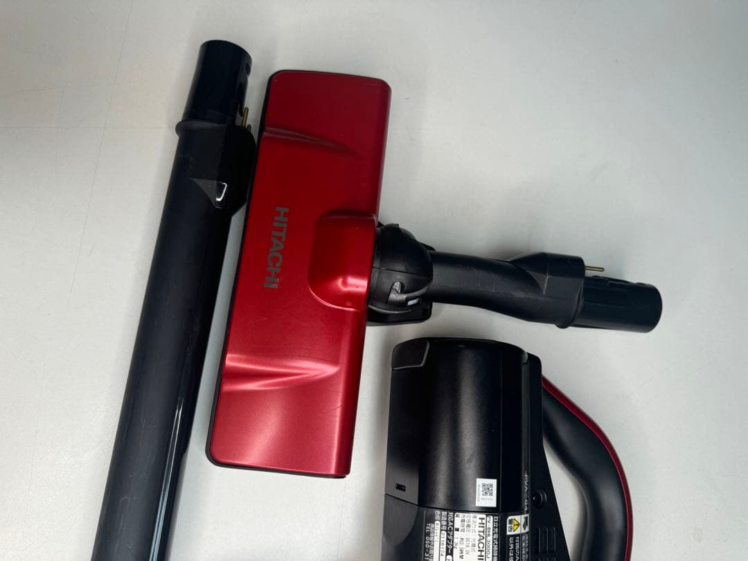 HITACHI PV-BHL3000J コードレス掃除機　レッド　赤色
