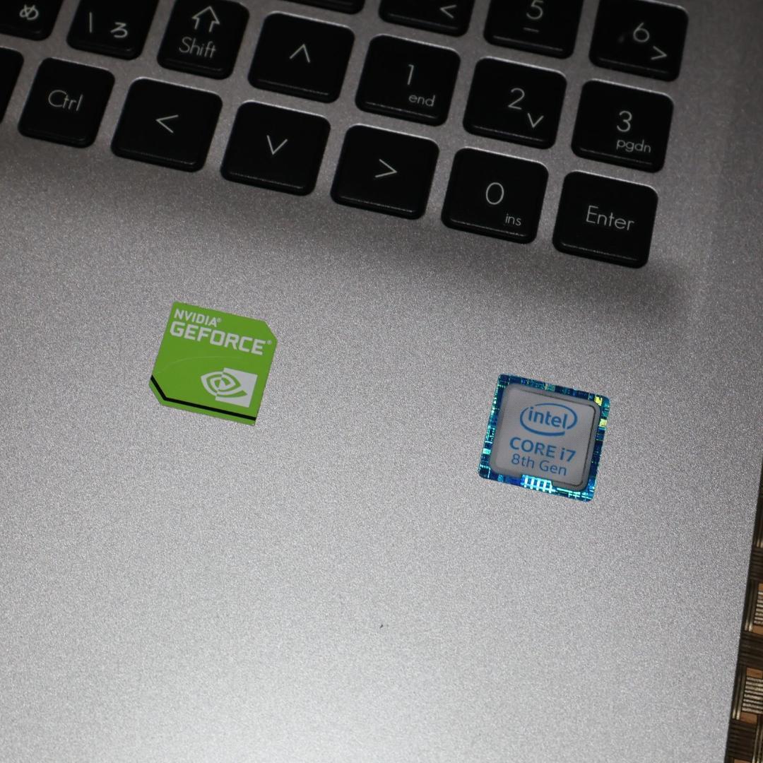Win11公式対応8世代Corei7/SSD/メ8G/グラボ搭載/FHD/無線