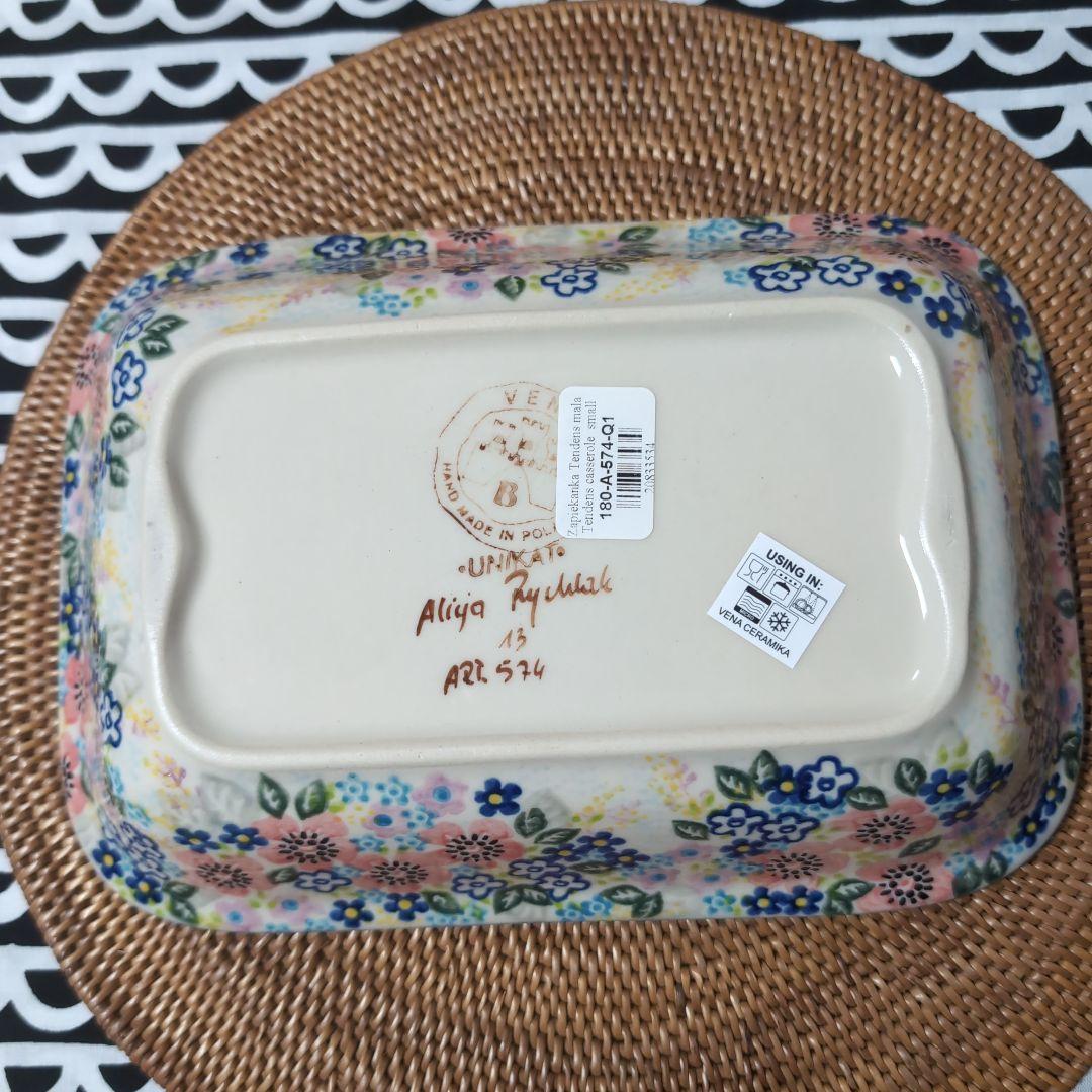 ＶＥＮＡ、ポーリッシュポタリー、ポーランド食器、ツェラミカ、うさぎ